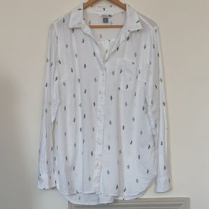Old navy "classic shirt" with cactus print 🌵
